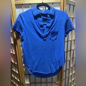 Frank and Eileen blue collared shirt with chest pocket size small